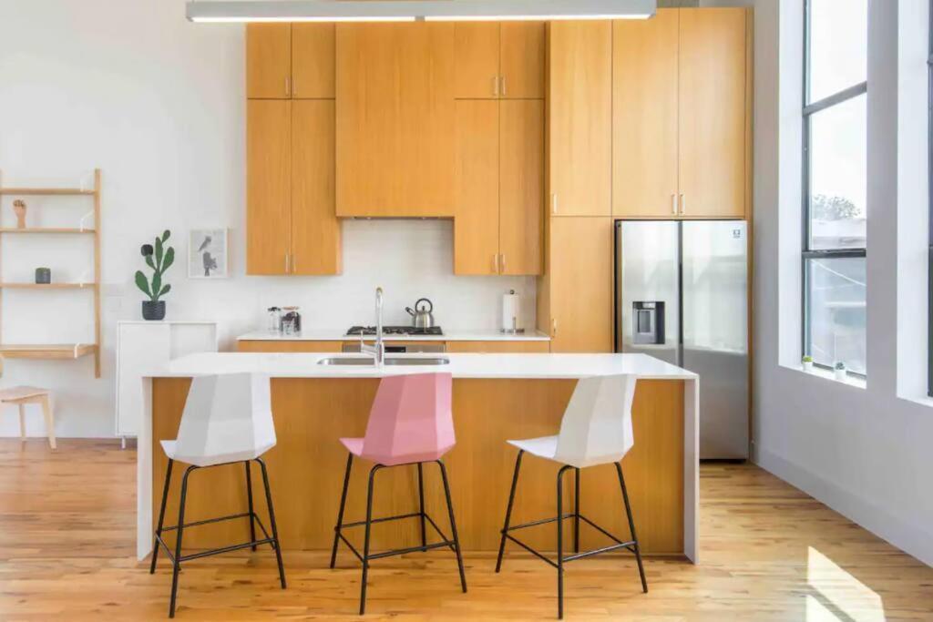 Glamorous Perfectly Located Luxury 2 Bed Townhome Dallas Bagian luar foto