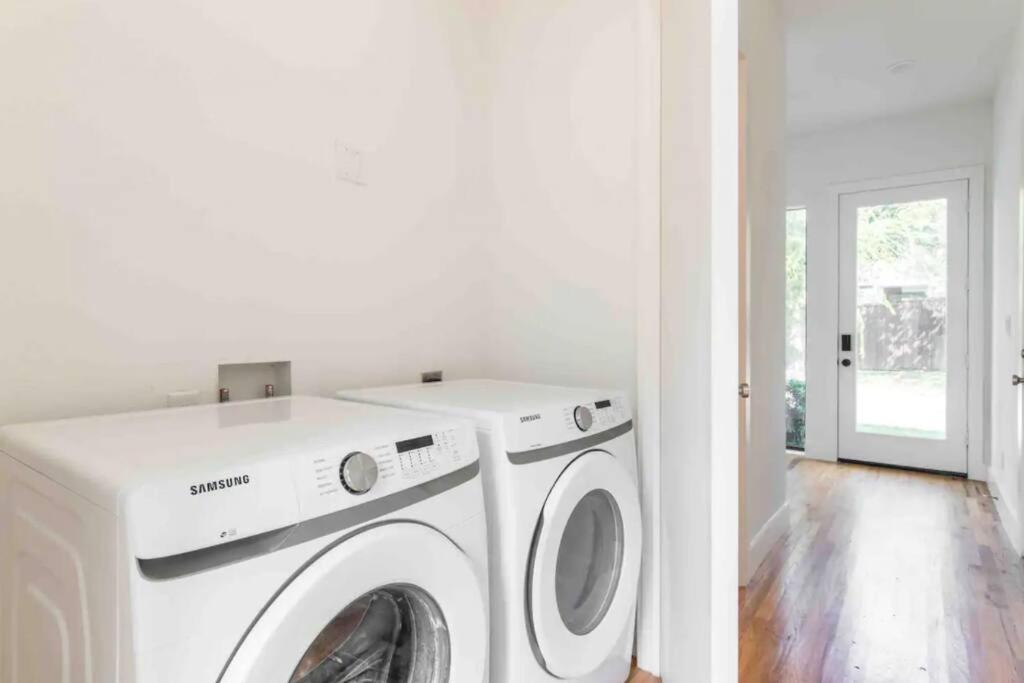 Glamorous Perfectly Located Luxury 2 Bed Townhome Dallas Bagian luar foto